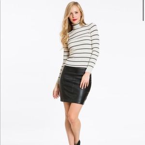 Marine Layer Black Lolo Leather Mini Skirt XS